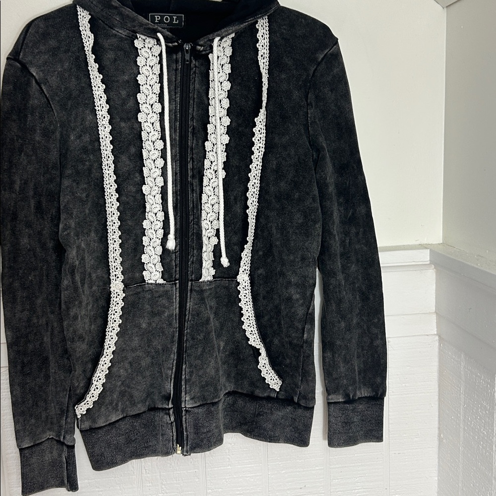 POL Black Lace-Trim Zip Hoodie - Picture 2 of 7